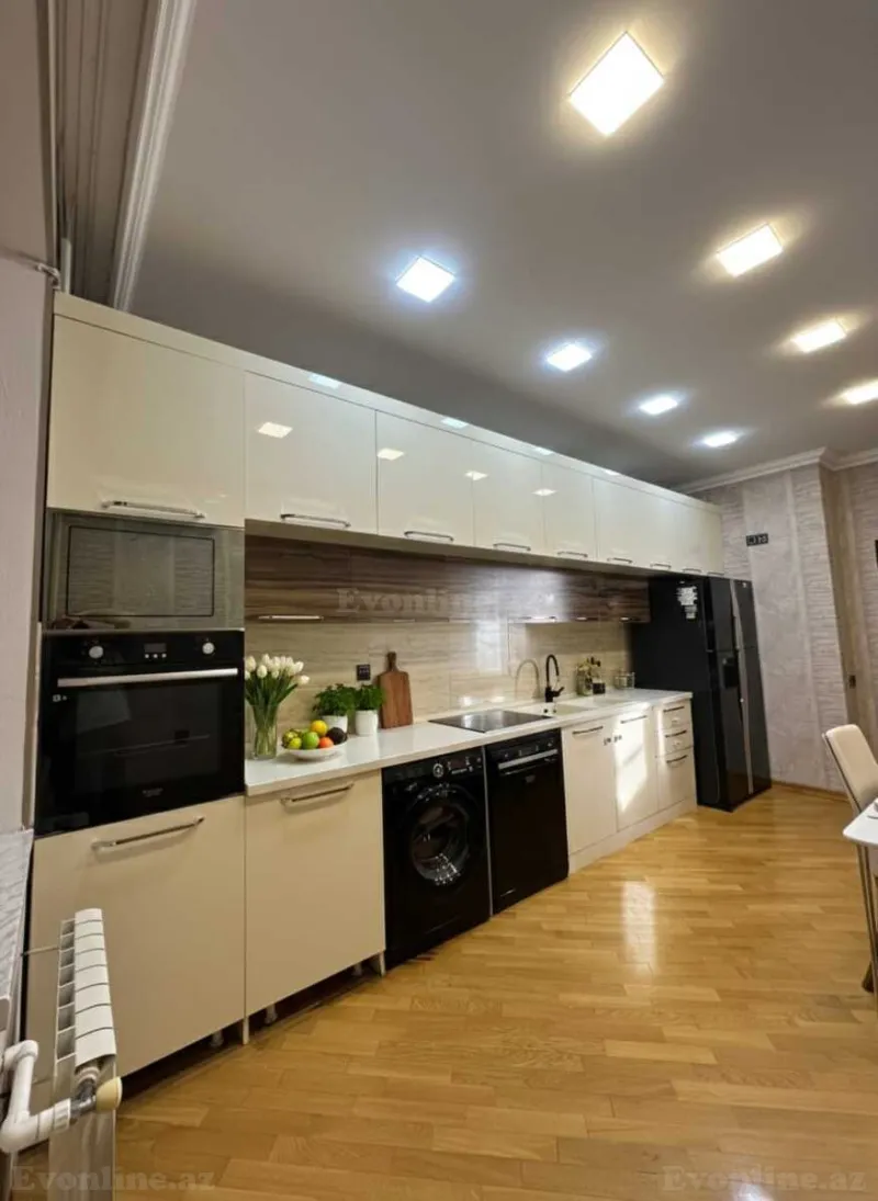 Satılır 3 otaqlı Mənzil Yeni tikili 120 m² Yasamal r. - şəkil 12