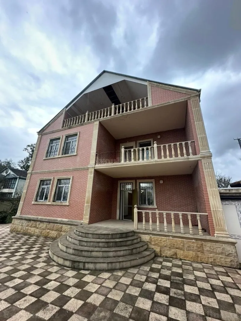 Satılır 7 otaqlı Həyət evi 300 m² Xaçmaz - şəkil 2