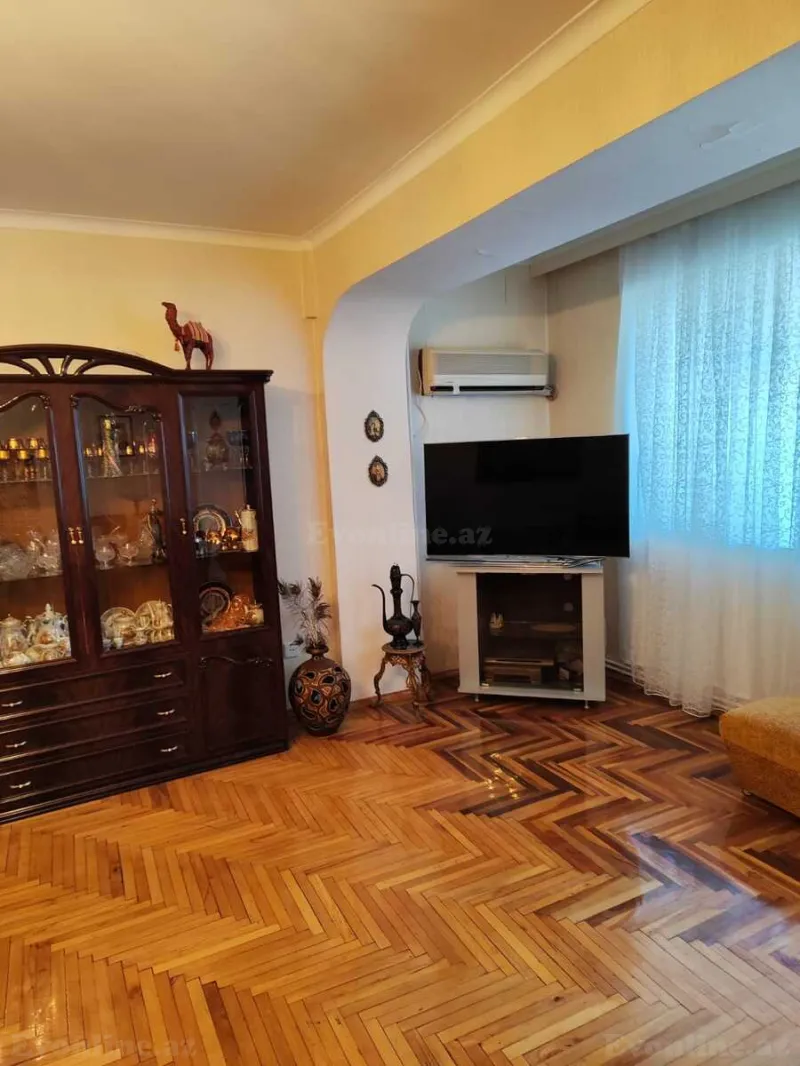 Kirayə verilir 2 otaqlı Mənzil Köhnə tikili 55 m² 28 May m. - şəkil 4
