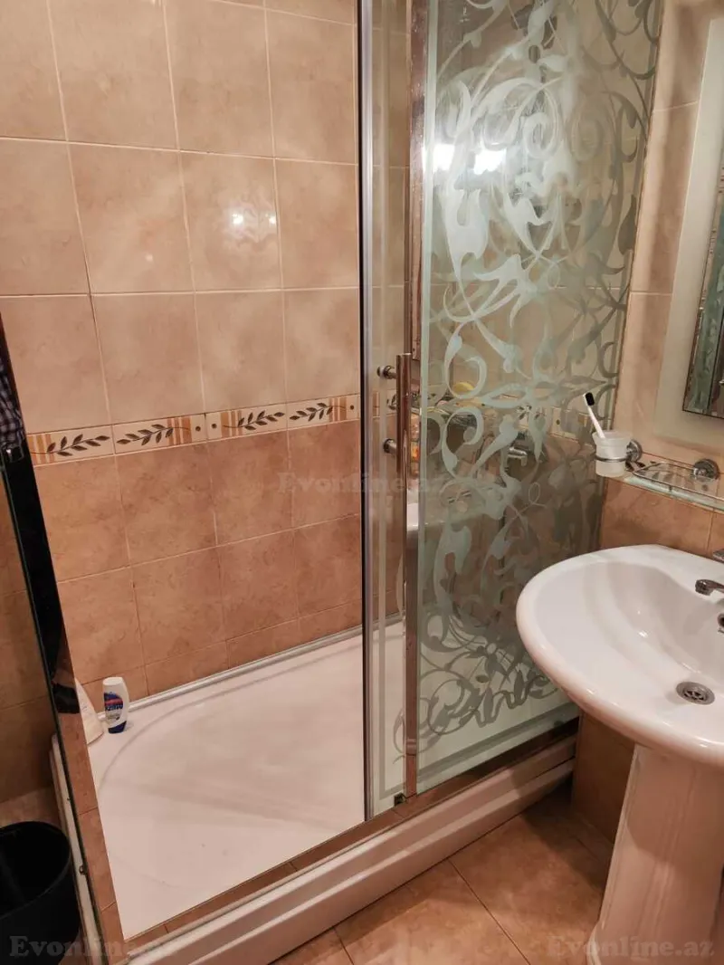 Kirayə verilir 2 otaqlı Mənzil Köhnə tikili 55 m² 28 May m. - şəkil 12
