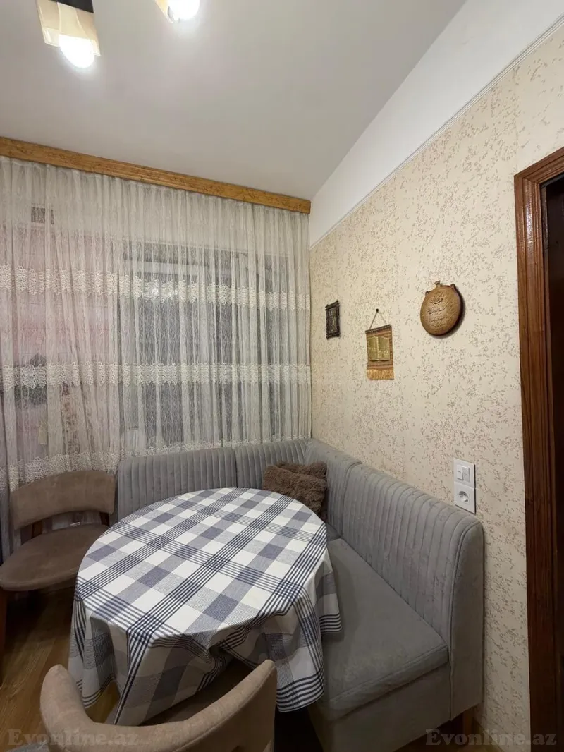 Satılır 2 otaqlı Mənzil Köhnə tikili 65 m² Gənclik m. - şəkil 7
