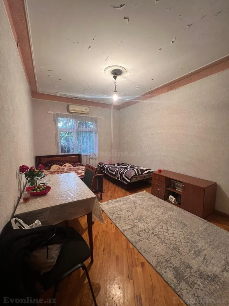 Satılır 2 otaqlı Mənzil Köhnə tikili 40 m² Nəsimi m. - şəkil 2