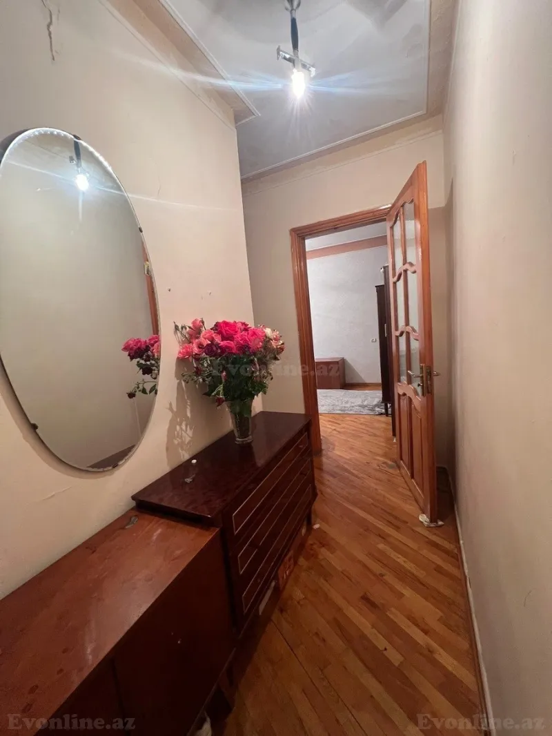 Satılır 2 otaqlı Mənzil Köhnə tikili 40 m² Nəsimi m. - şəkil 5