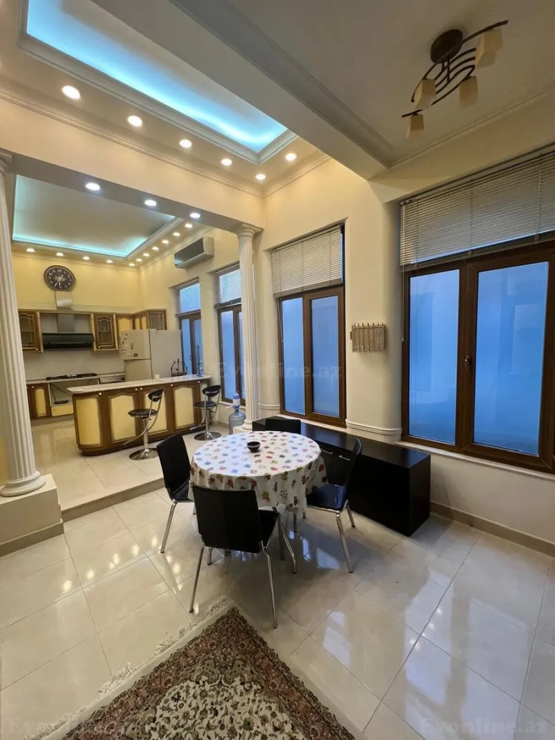 Satılır 4 otaqlı Mənzil Köhnə tikili 220 m² Sahil m. - şəkil 19