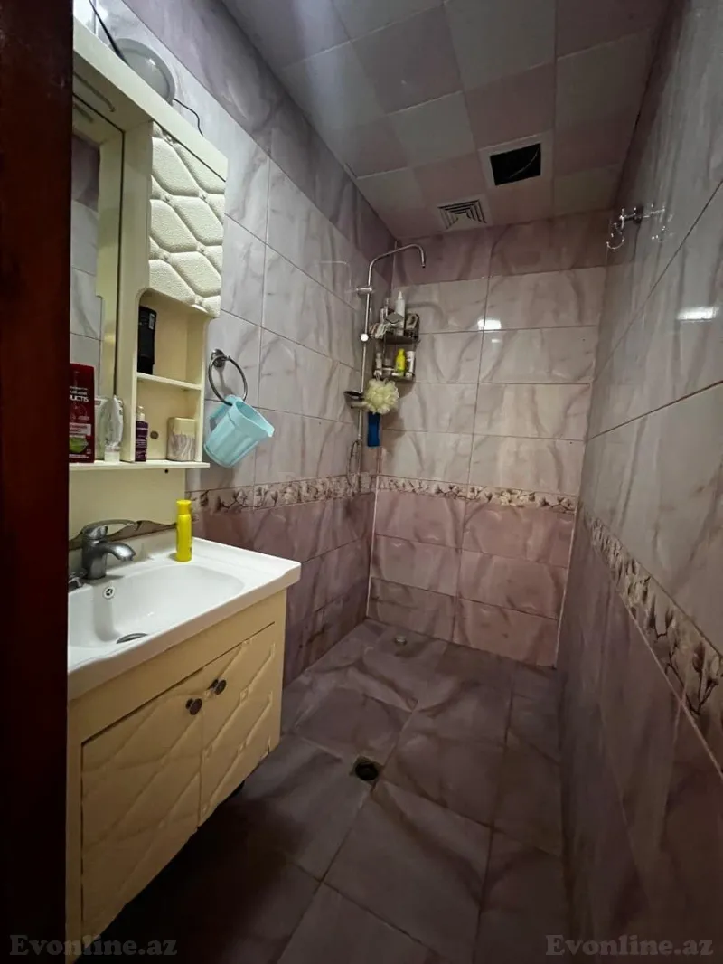 Satılır 5 otaqlı Mənzil Köhnə tikili 130 m² Yeni Yasamal - şəkil 13