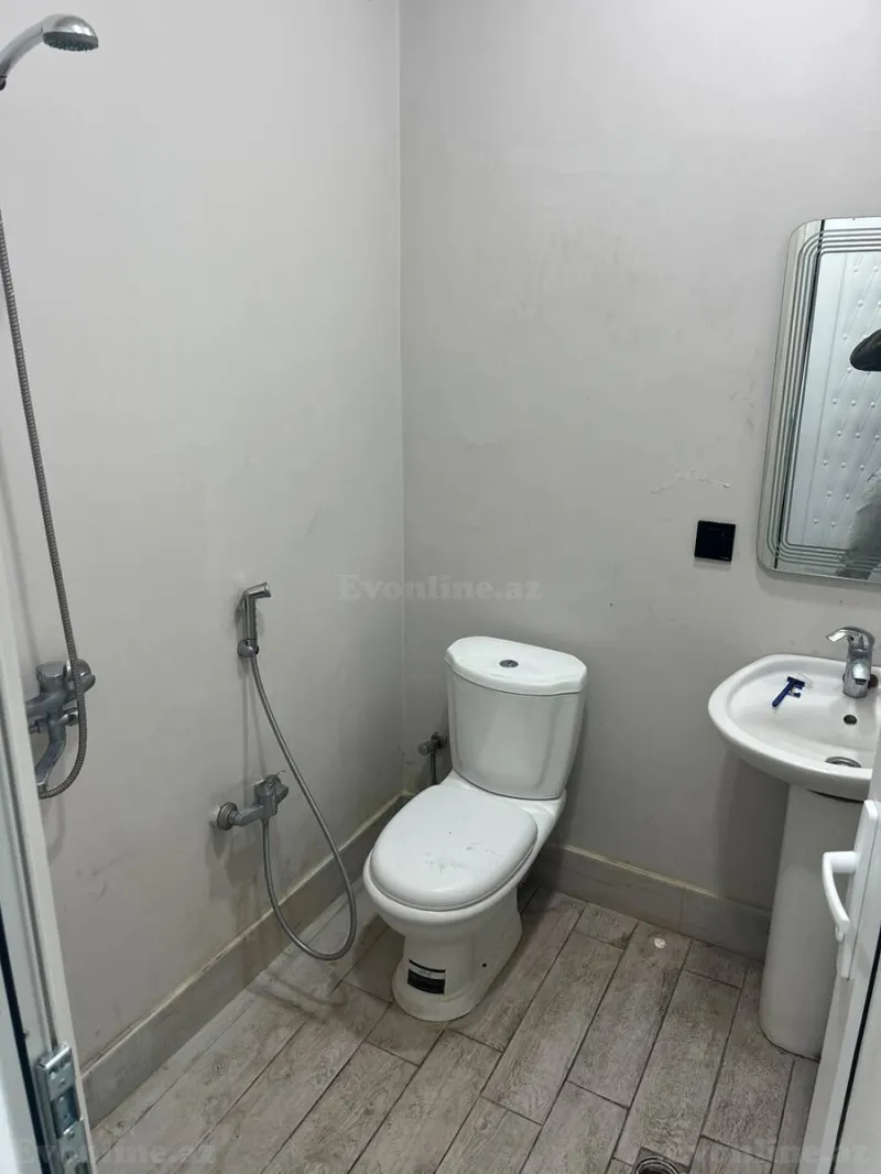 Kirayə verilir 2 otaqlı Mənzil Köhnə tikili 47 m² Memar Əcəmi m. - şəkil 6