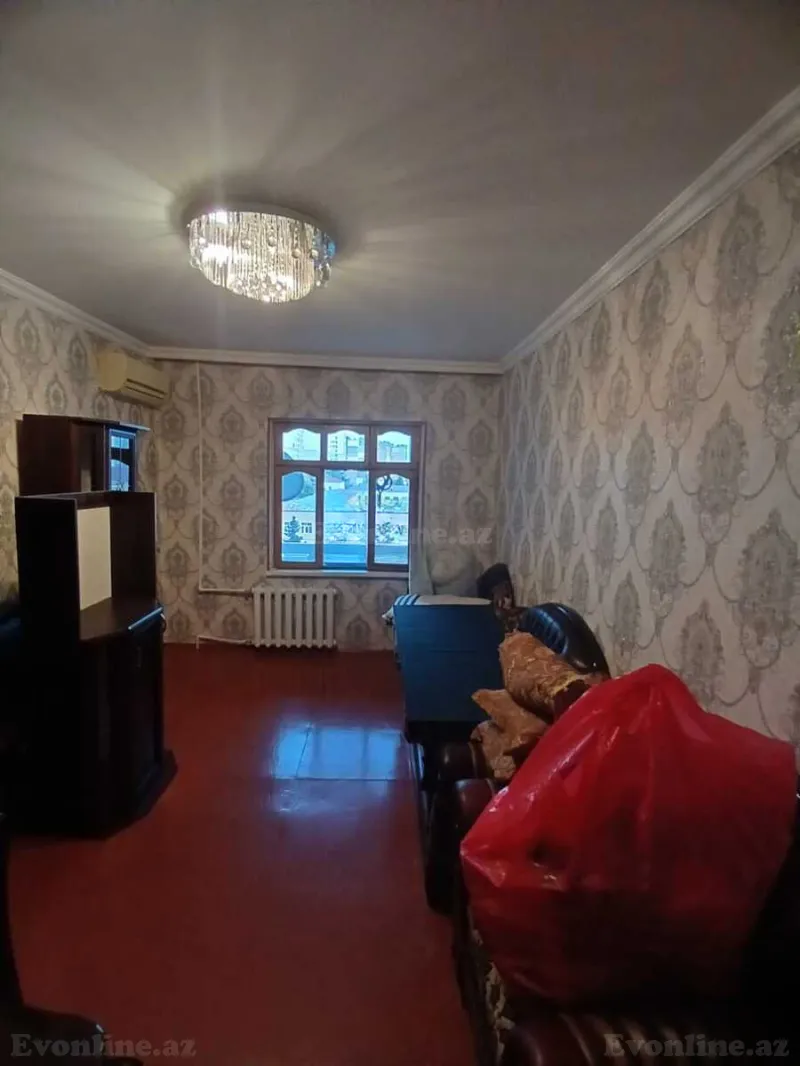 3 otaqlı Mənzil 65 m² Suraxanı r. Satılır