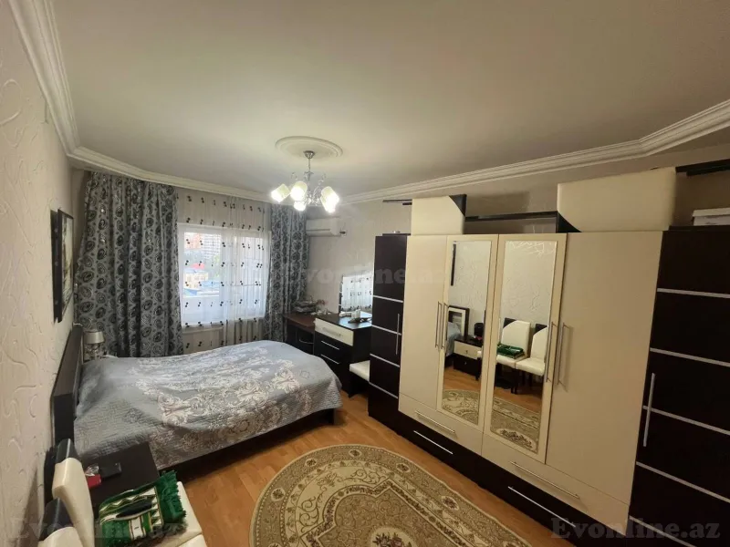 Satılır 4 otaqlı Mənzil Köhnə tikili 100 m² İnşaatçılar m. - şəkil 8