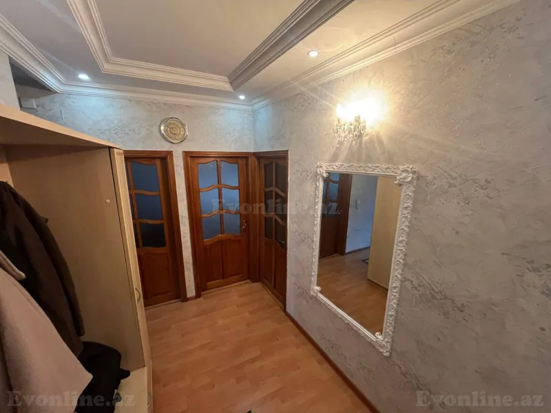 Satılır 4 otaqlı Mənzil Köhnə tikili 100 m² İnşaatçılar m. - şəkil 11