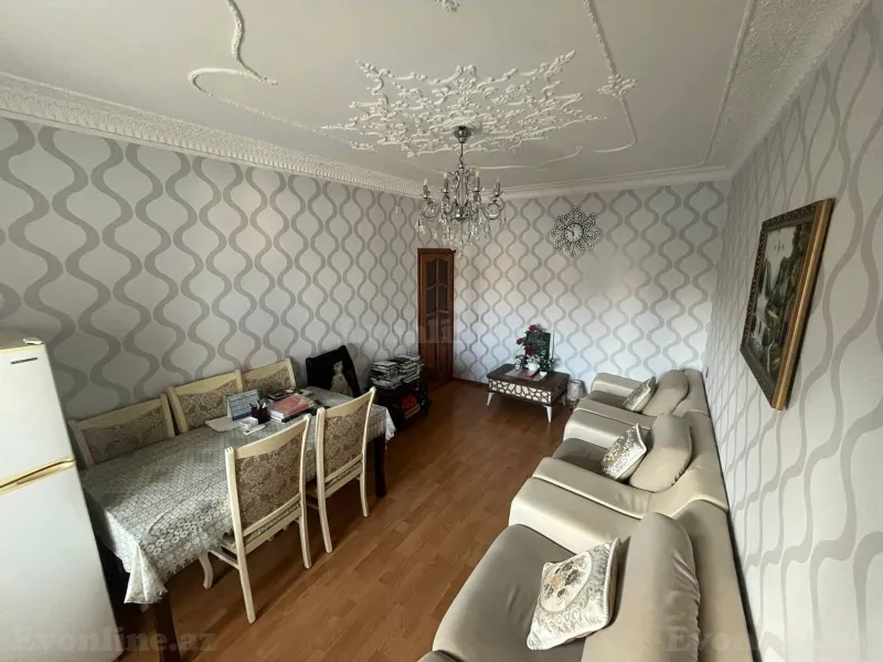 Satılır 4 otaqlı Mənzil Köhnə tikili 100 m² İnşaatçılar m. - şəkil 14