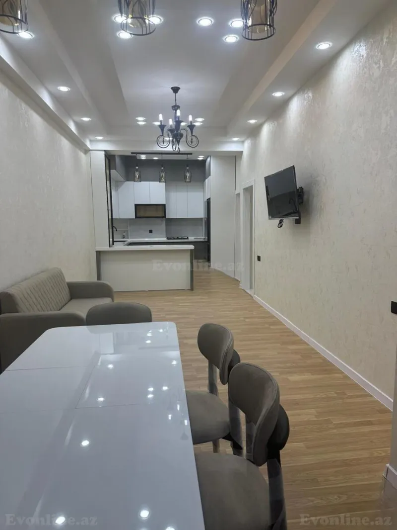 2 otaqlı Mənzil 85 m² 20 Yanvar m. Kirayə verilir