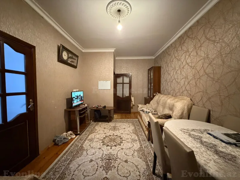Satılır 2 otaqlı Mənzil Köhnə tikili 45 m² Memar Əcəmi m. - şəkil 3