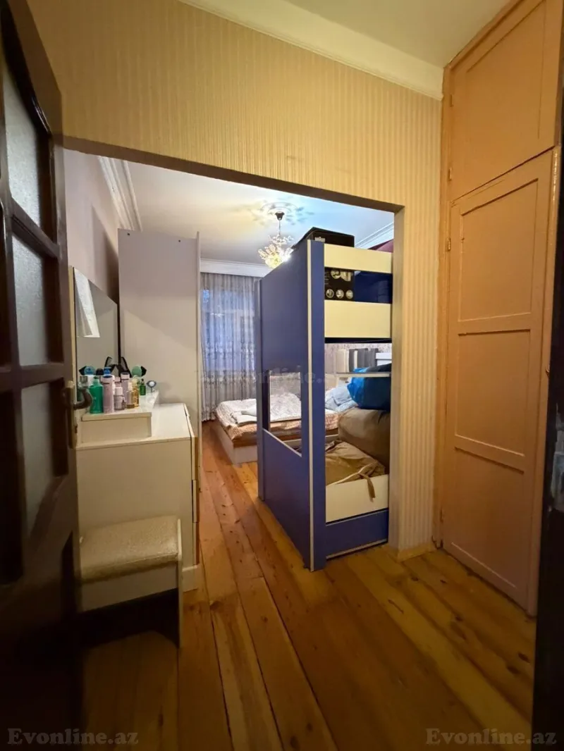 Satılır 2 otaqlı Mənzil Köhnə tikili 45 m² Memar Əcəmi m. - şəkil 6