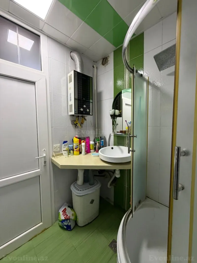 Satılır 2 otaqlı Mənzil Köhnə tikili 45 m² Memar Əcəmi m. - şəkil 14