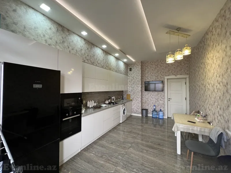 Kirayə verilir 3 otaqlı Mənzil Yeni tikili 138 m² 8 Noyabr m. - şəkil 10