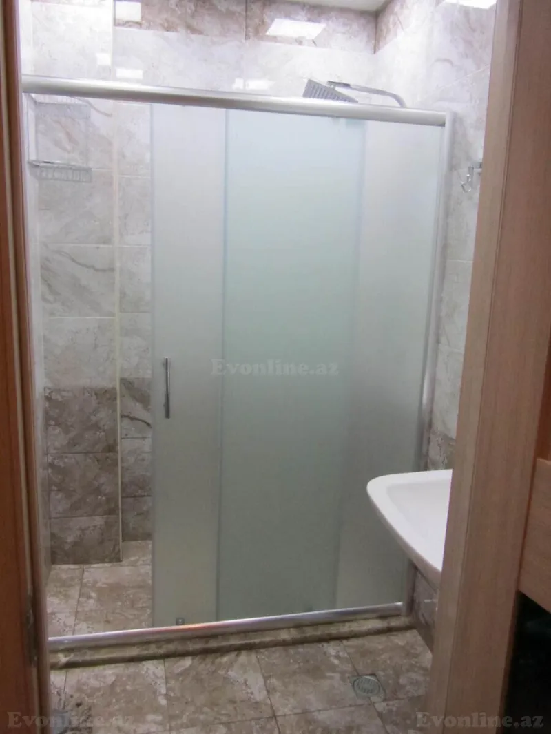 Kirayə verilir 2 otaqlı Mənzil Yeni tikili 60 m² Nəsimi m. - şəkil 4
