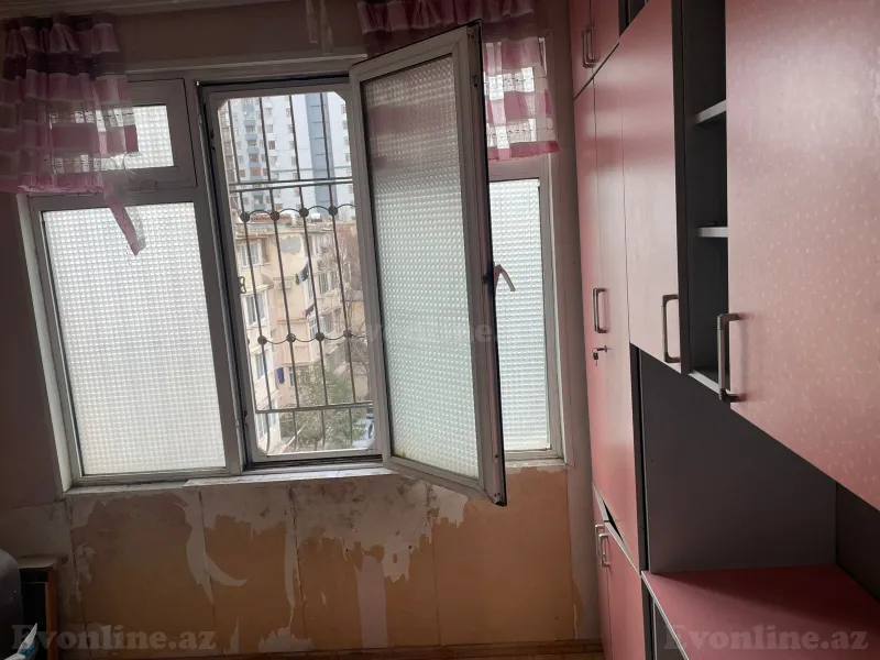 Kirayə verilir 2 otaqlı Mənzil Köhnə tikili 46 m² İnşaatçılar m. - şəkil 3