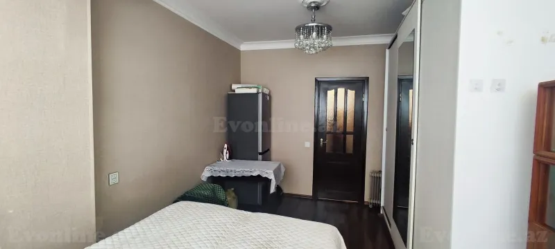 Satılır 3 otaqlı Mənzil Köhnə tikili 80 m² Massiv D - şəkil 7