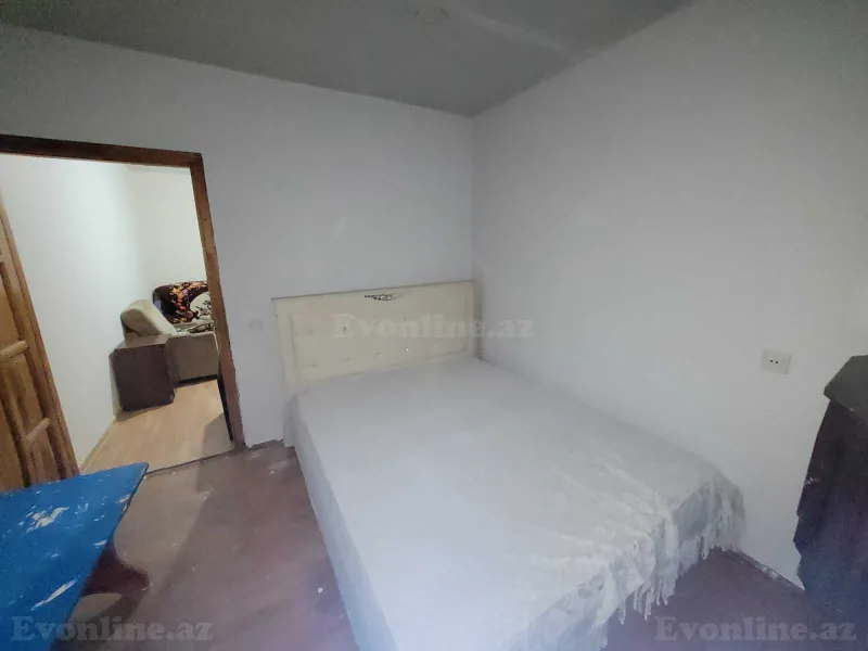 Kirayə verilir 2 otaqlı Həyət evi 40 m² İnşaatçılar m. - şəkil 3