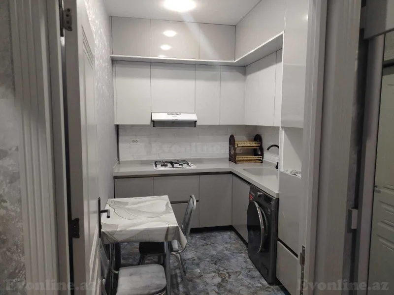 Kirayə verilir 3 otaqlı Mənzil Yeni tikili 95 m² Qara Qarayev m.