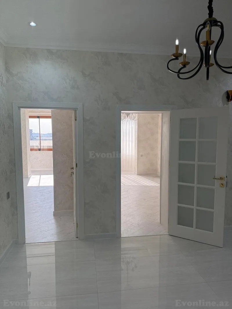 Satılır 2 otaqlı Mənzil Yeni tikili 88 m² Bakıxanov - şəkil 2