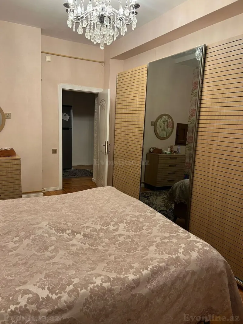 Satılır 3 otaqlı Mənzil Yeni tikili 80 m² Memar Əcəmi m. - şəkil 8