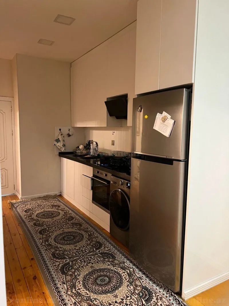 Satılır 3 otaqlı Mənzil Yeni tikili 80 m² Memar Əcəmi m. - şəkil 9
