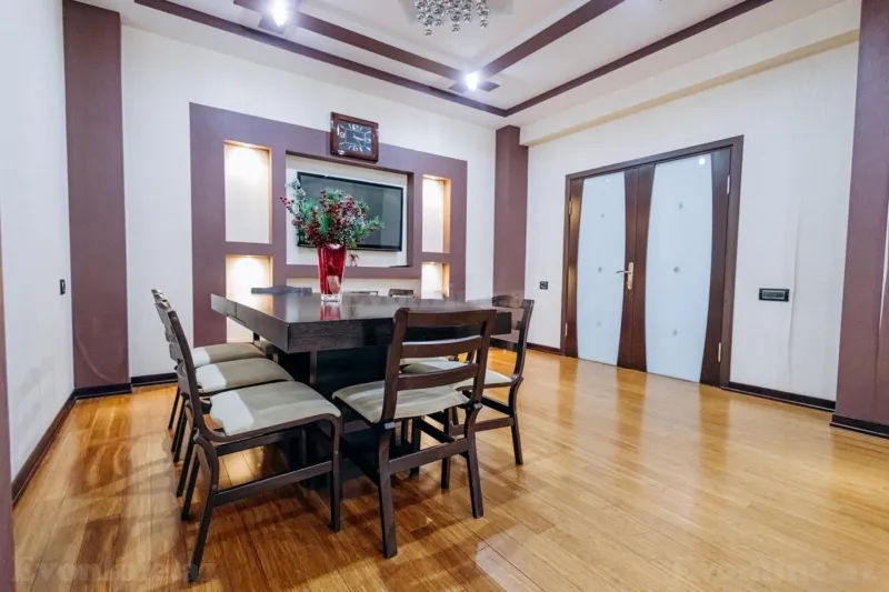 Kirayə verilir 3 otaqlı Mənzil Yeni tikili 138 m² Xətai r. - şəkil 2
