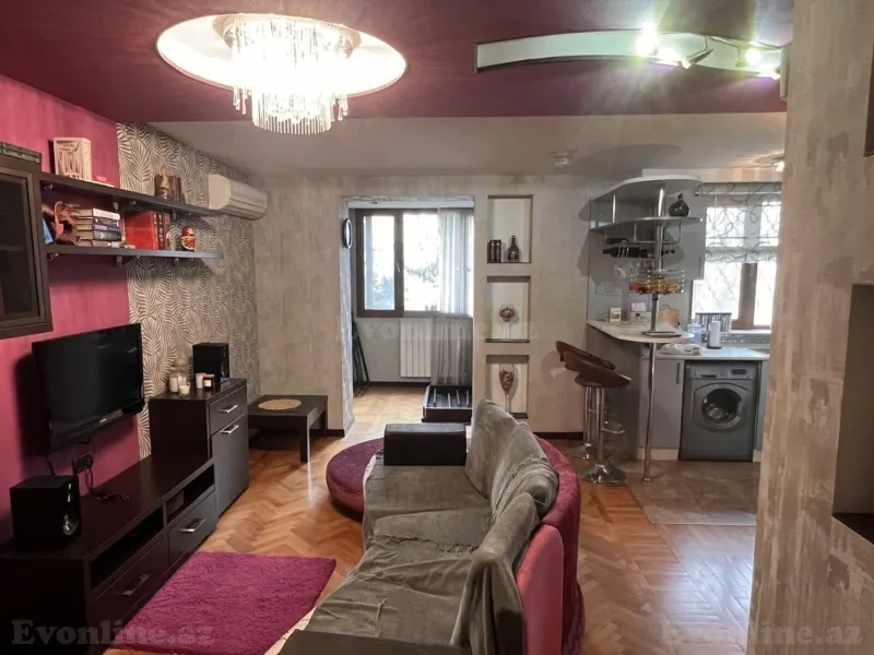 Satılır 2 otaqlı Mənzil Köhnə tikili 44 m² Gənclik m. - şəkil 3