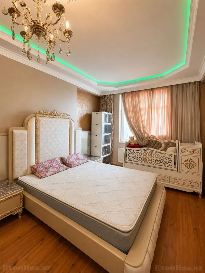 Satılır 3 otaqlı Mənzil Yeni tikili 131 m² Həzi Aslanov m. - şəkil 6