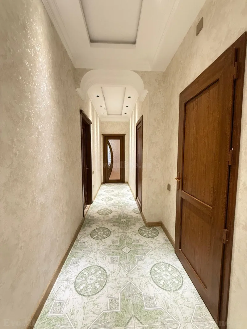 Satılır 2 otaqlı Mənzil Yeni tikili 90 m² İnşaatçılar m. - şəkil 6