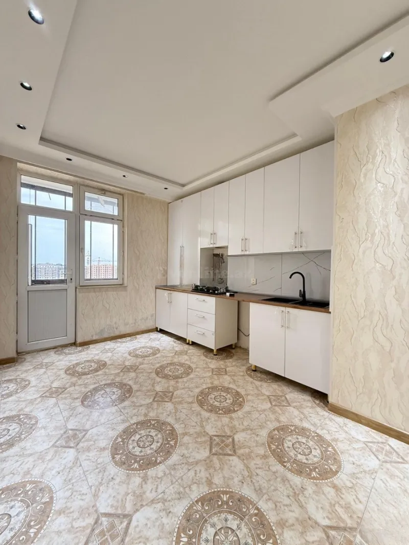 Satılır 2 otaqlı Mənzil Yeni tikili 90 m² İnşaatçılar m. - şəkil 8