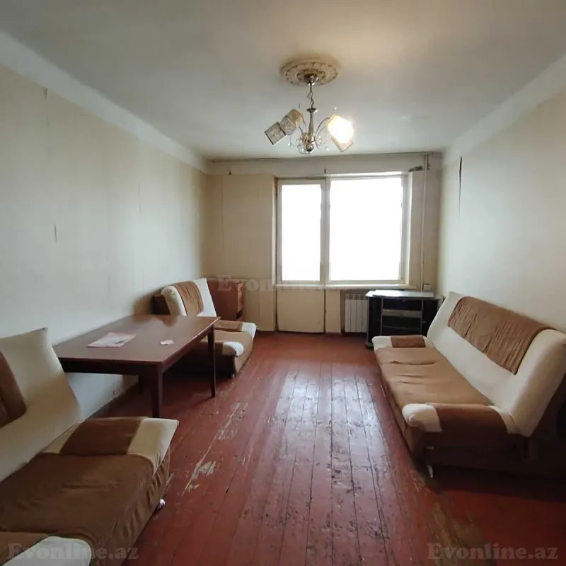 Satılır 2 otaqlı Mənzil Köhnə tikili 55 m² Neftçilər m. - şəkil 3