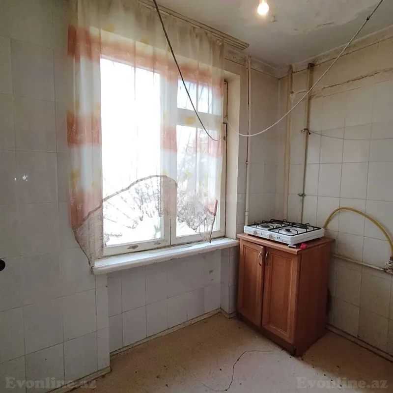 Satılır 2 otaqlı Mənzil Köhnə tikili 55 m² Neftçilər m. - şəkil 6