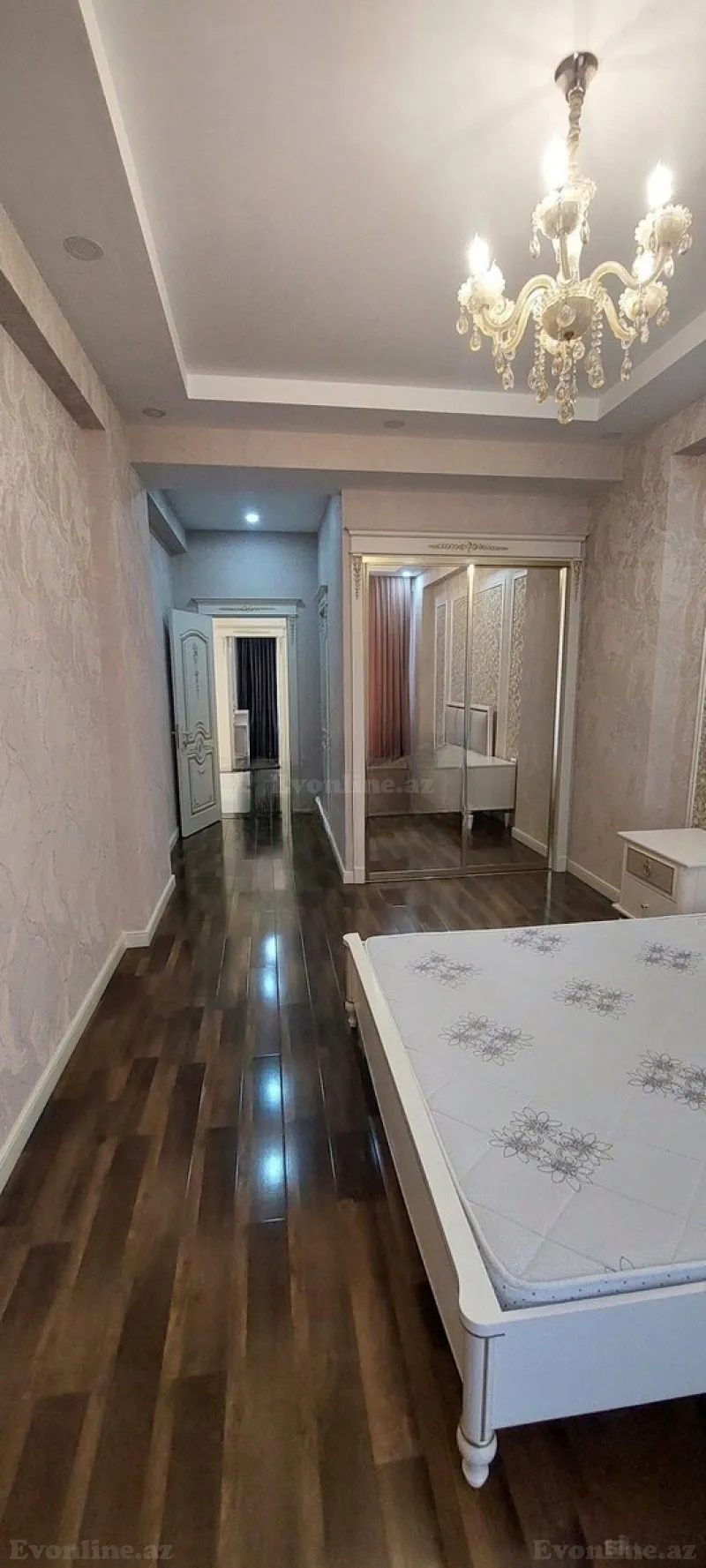 Satılır 3 otaqlı Mənzil Yeni tikili 173 m² Elmlər Akademiyası m. - şəkil 5