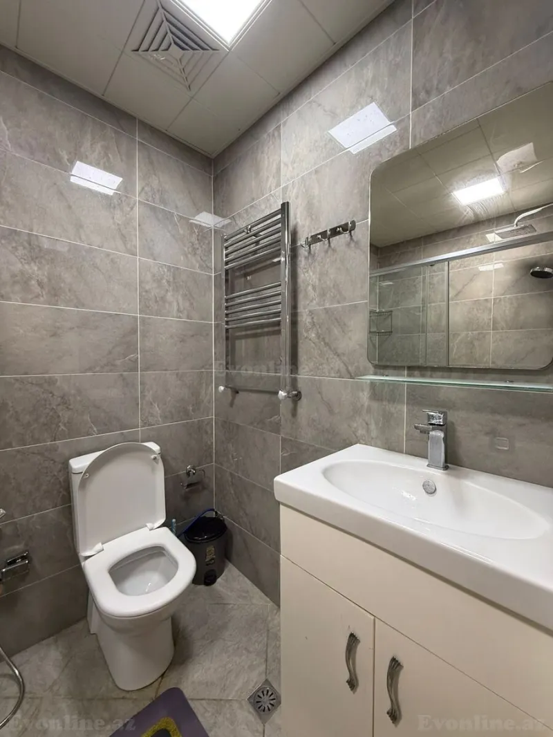 Kirayə verilir 2 otaqlı Mənzil Yeni tikili 70 m² Qara Qarayev m. - şəkil 13