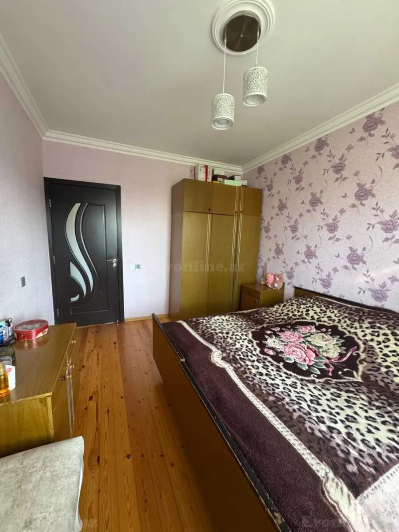 Satılır 3 otaqlı Mənzil Köhnə tikili 67 m² Bakıxanov - şəkil 5