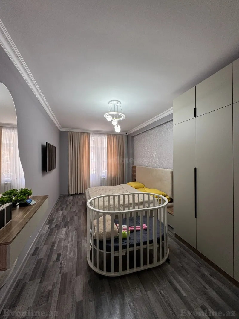 Satılır 3 otaqlı Mənzil Yeni tikili 140 m² İnşaatçılar m. - şəkil 6