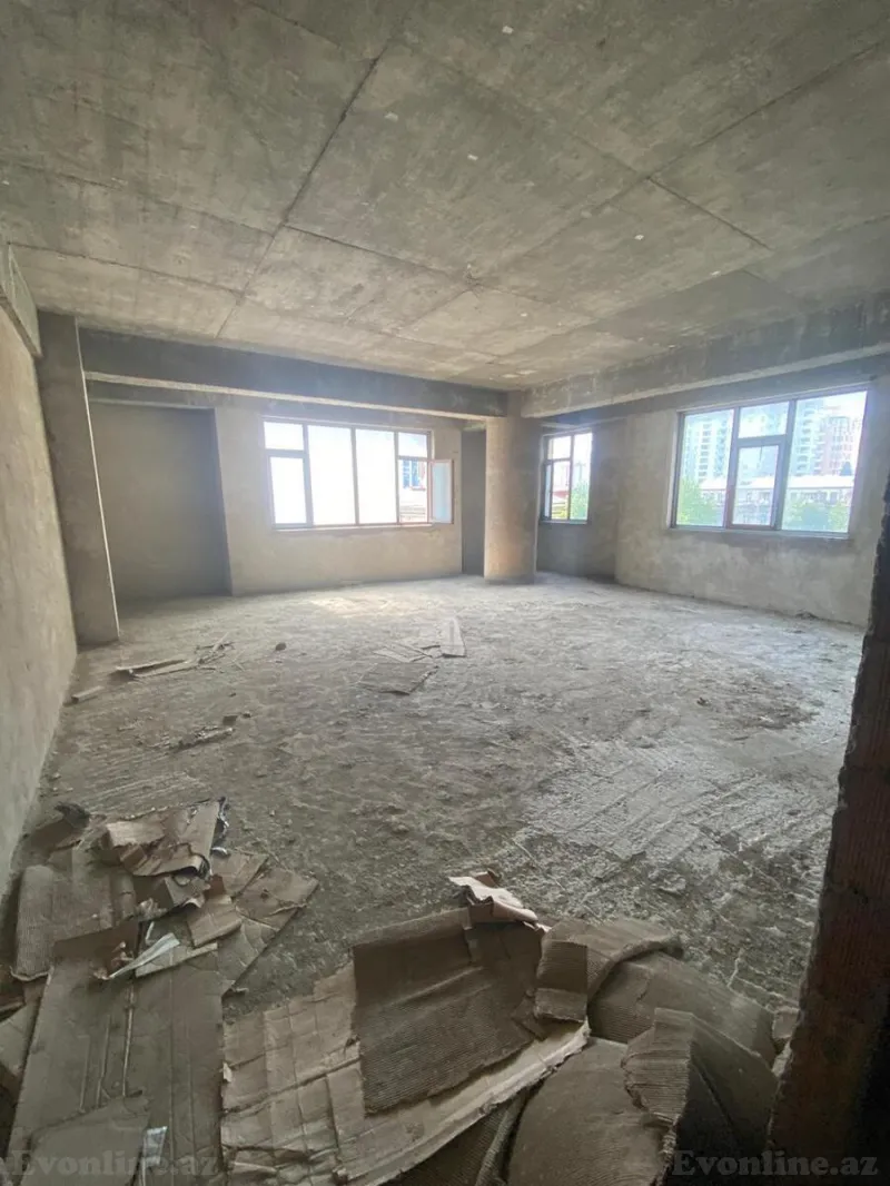 Satılır 4 otaqlı Mənzil Yeni tikili 300 m² 28 May m. - şəkil 10