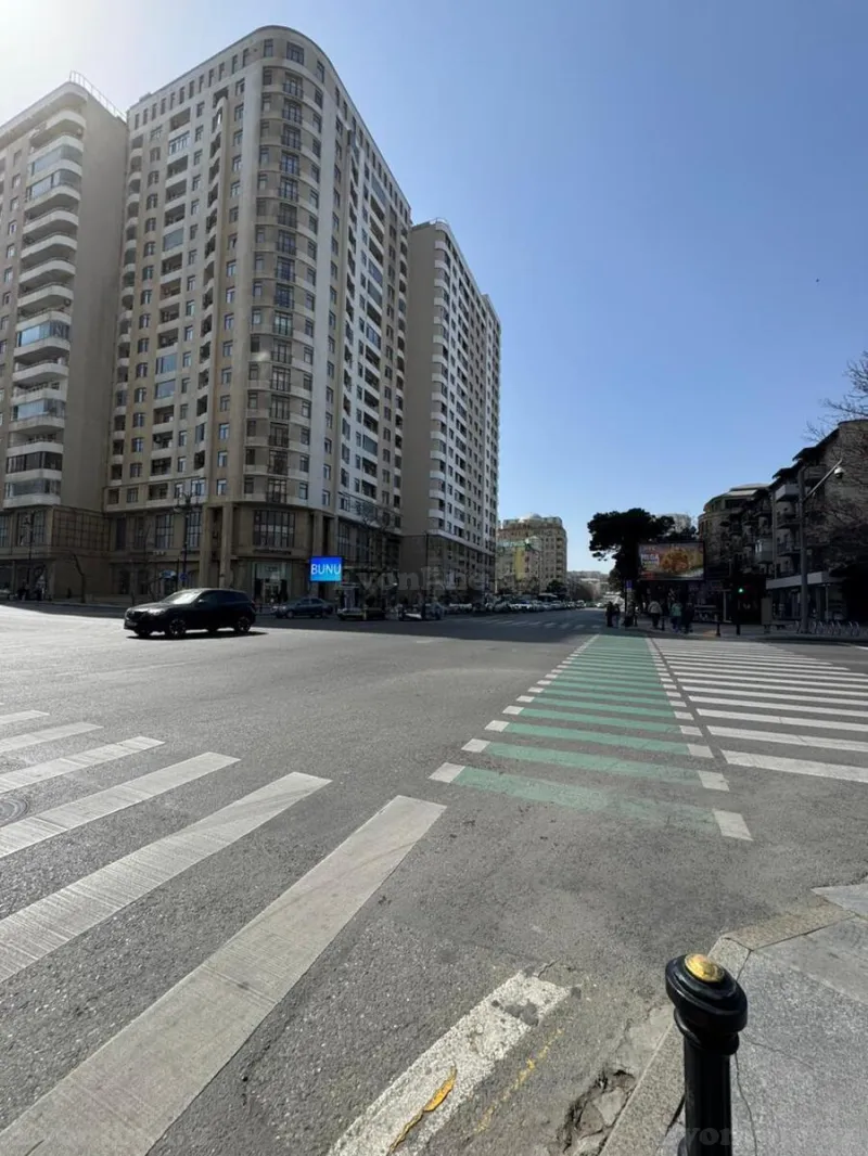 Satılır 4 otaqlı Mənzil Yeni tikili 322 m² Elmlər Akademiyası m. - şəkil 23
