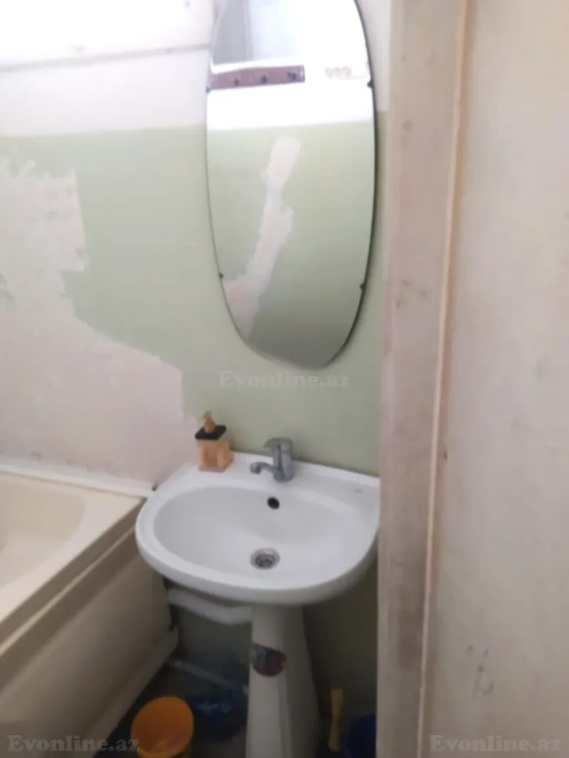 Kirayə verilir 2 otaqlı Mənzil Köhnə tikili 65 m² Qara Qarayev m. - şəkil 10