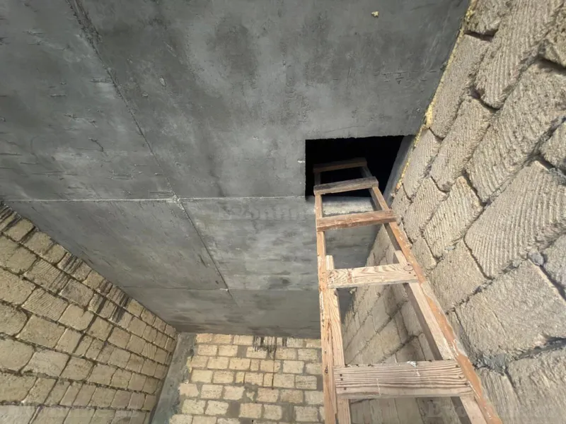 Satılır 7 otaqlı Həyət evi 450 m² Saray - şəkil 6