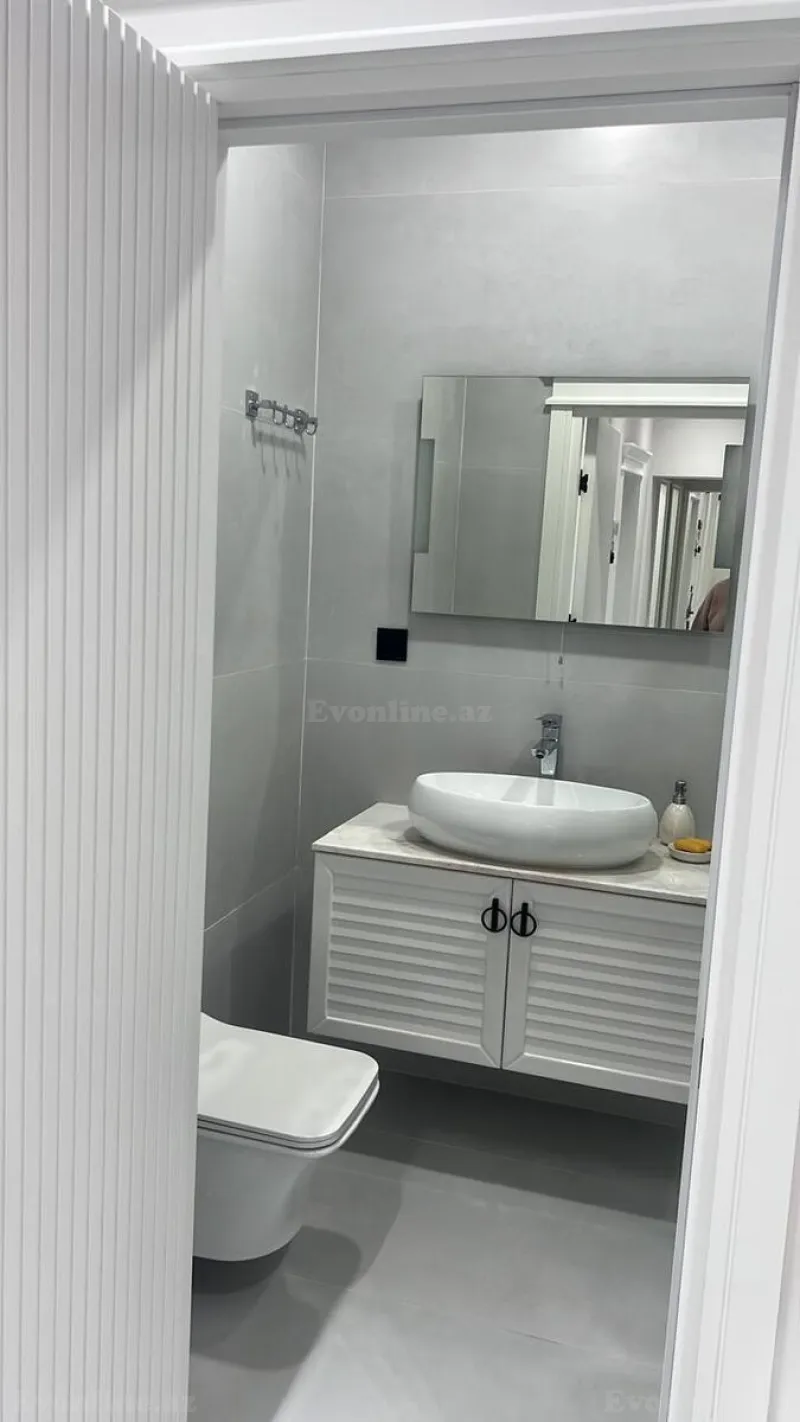 Satılır 4 otaqlı Mənzil Yeni tikili 172 m² Nəsimi r. - şəkil 3