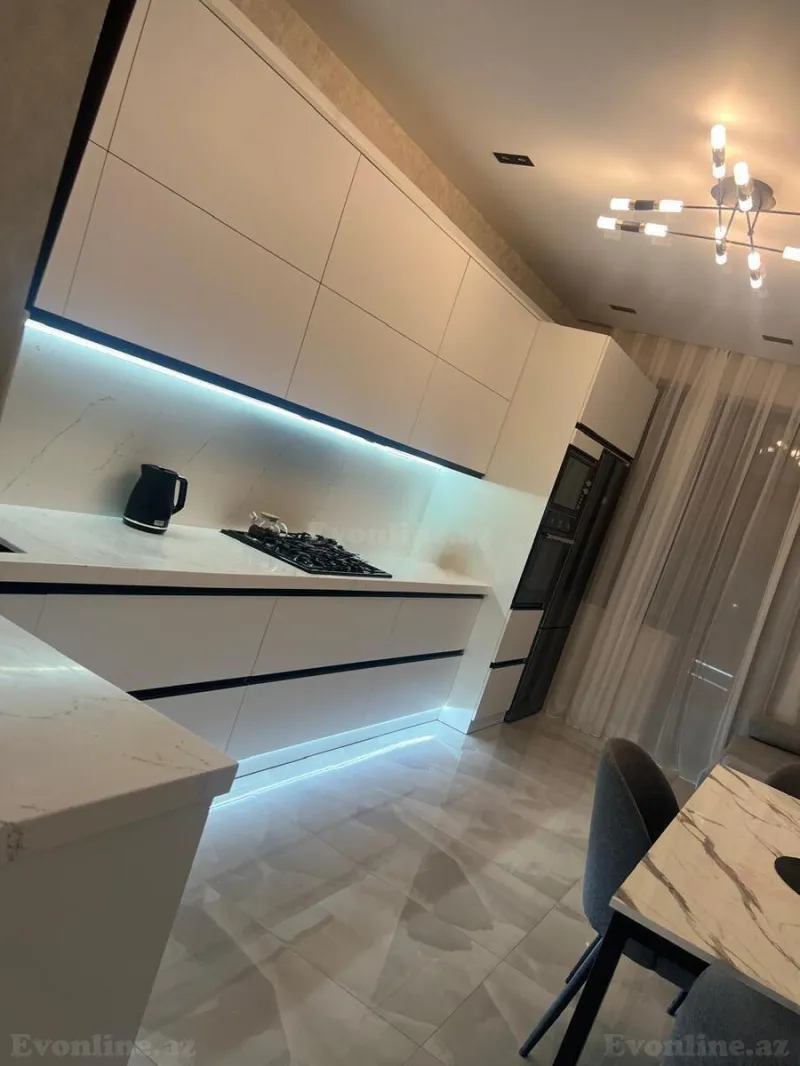 Satılır 4 otaqlı Mənzil Yeni tikili 172 m² Nəsimi r. - şəkil 6