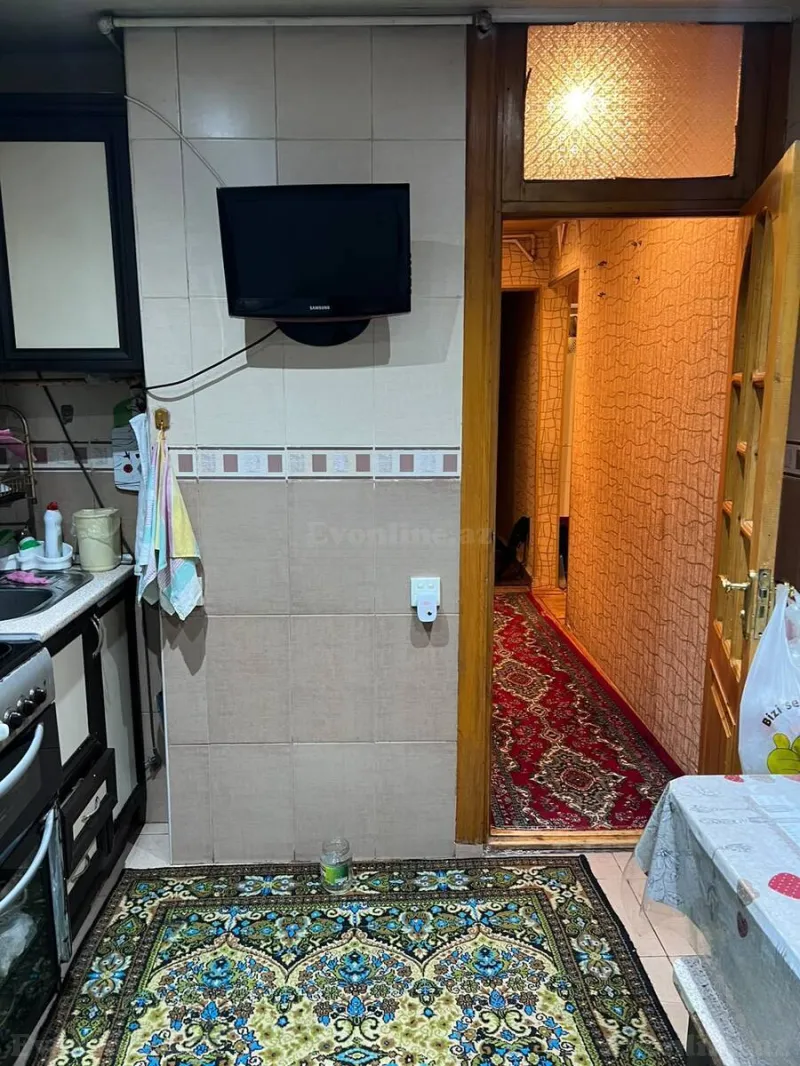 Satılır 2 otaqlı Mənzil Köhnə tikili 49 m² Həzi Aslanov m. - şəkil 3