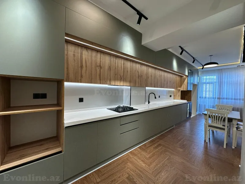 3 otaqlı Mənzil 142 m² Həzi Aslanov m. Satılır
