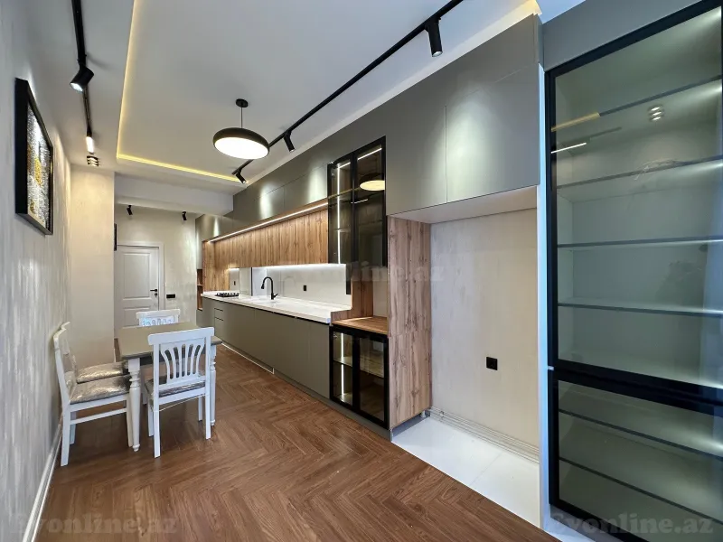 Satılır 3 otaqlı Mənzil Yeni tikili 142 m² Həzi Aslanov m. - şəkil 2