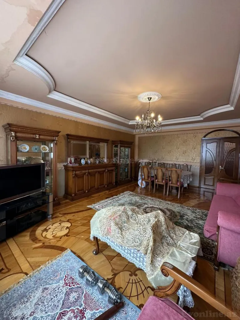 Satılır 4 otaqlı Mənzil Yeni tikili 180 m² Gənclik m. - şəkil 2