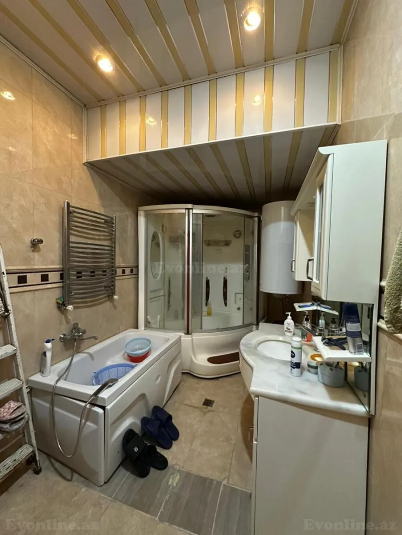 Satılır 4 otaqlı Mənzil Yeni tikili 180 m² Gənclik m. - şəkil 11