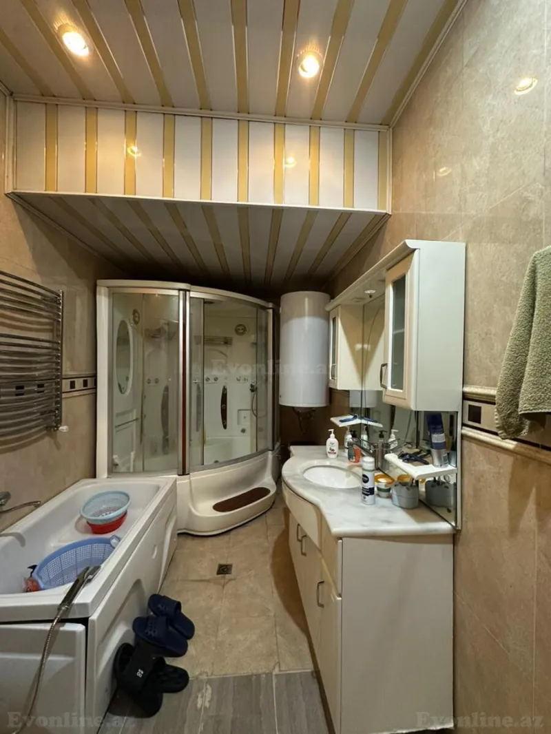 Satılır 4 otaqlı Mənzil Yeni tikili 180 m² Gənclik m. - şəkil 18